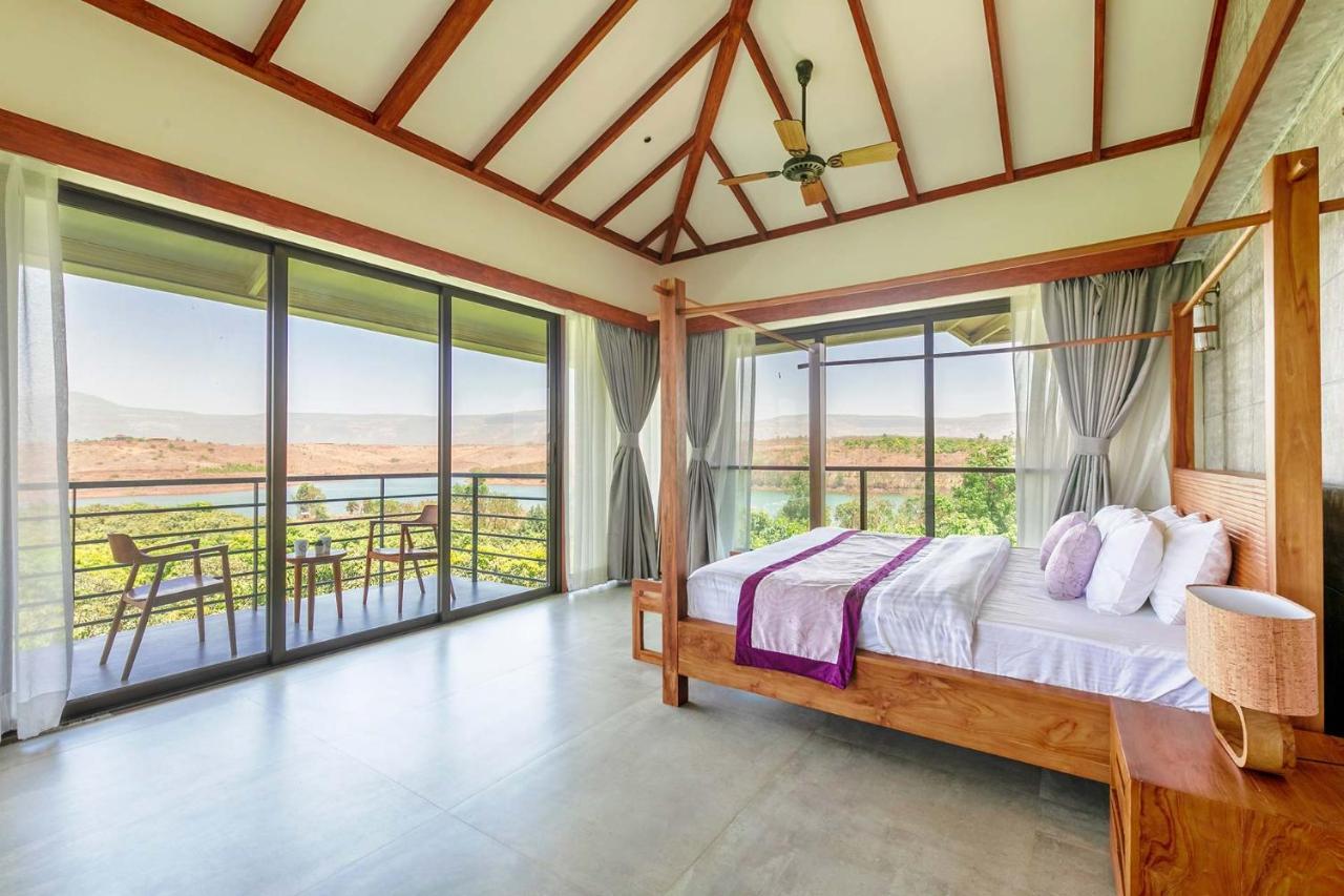 Stayvista At Nihira Farms With Lake View - Kamshet Takwa Budrukh Exterior foto